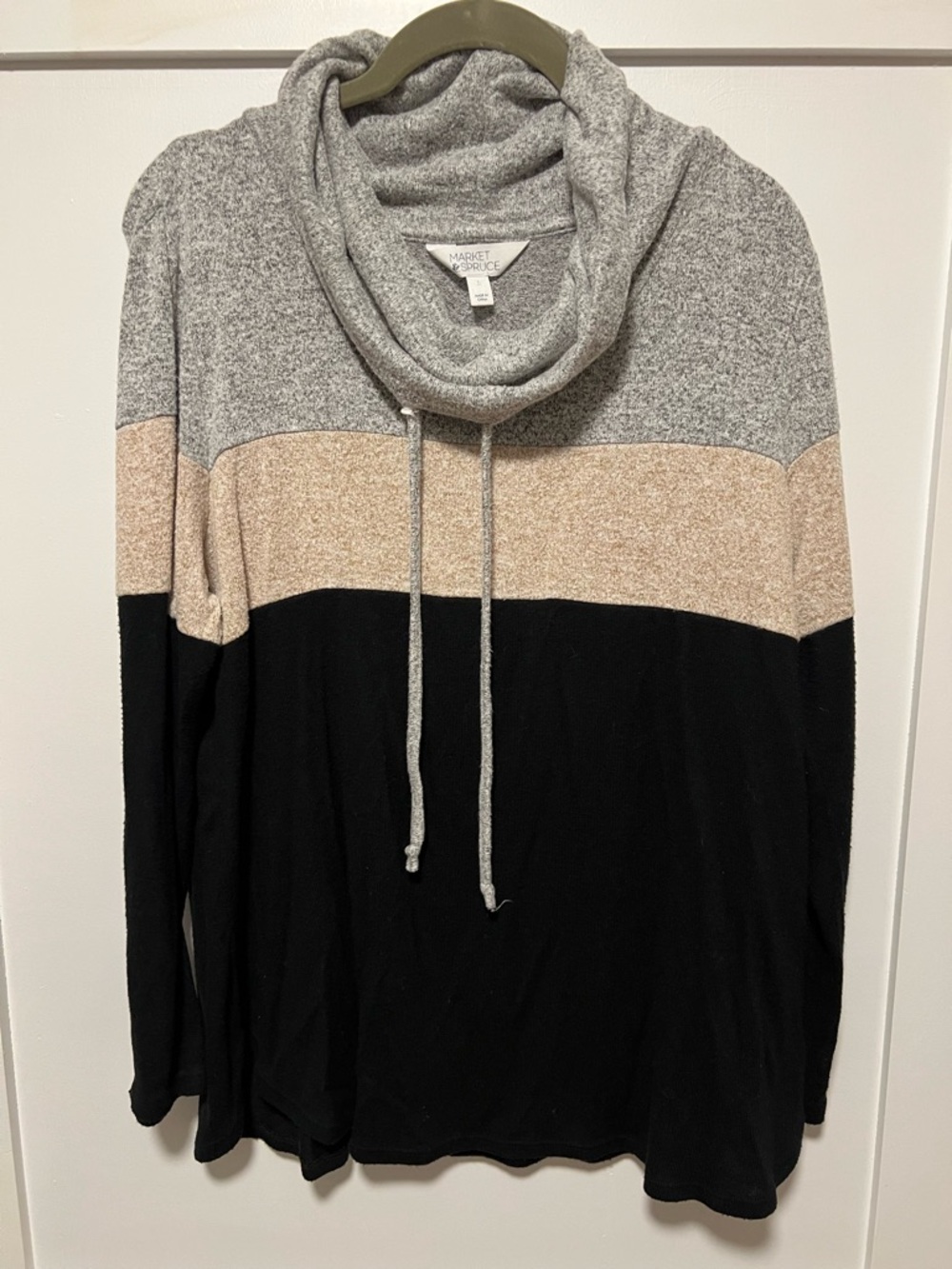 Market & Spruce Gray, Beige & Black Colorblock Cowl Neck Sweater